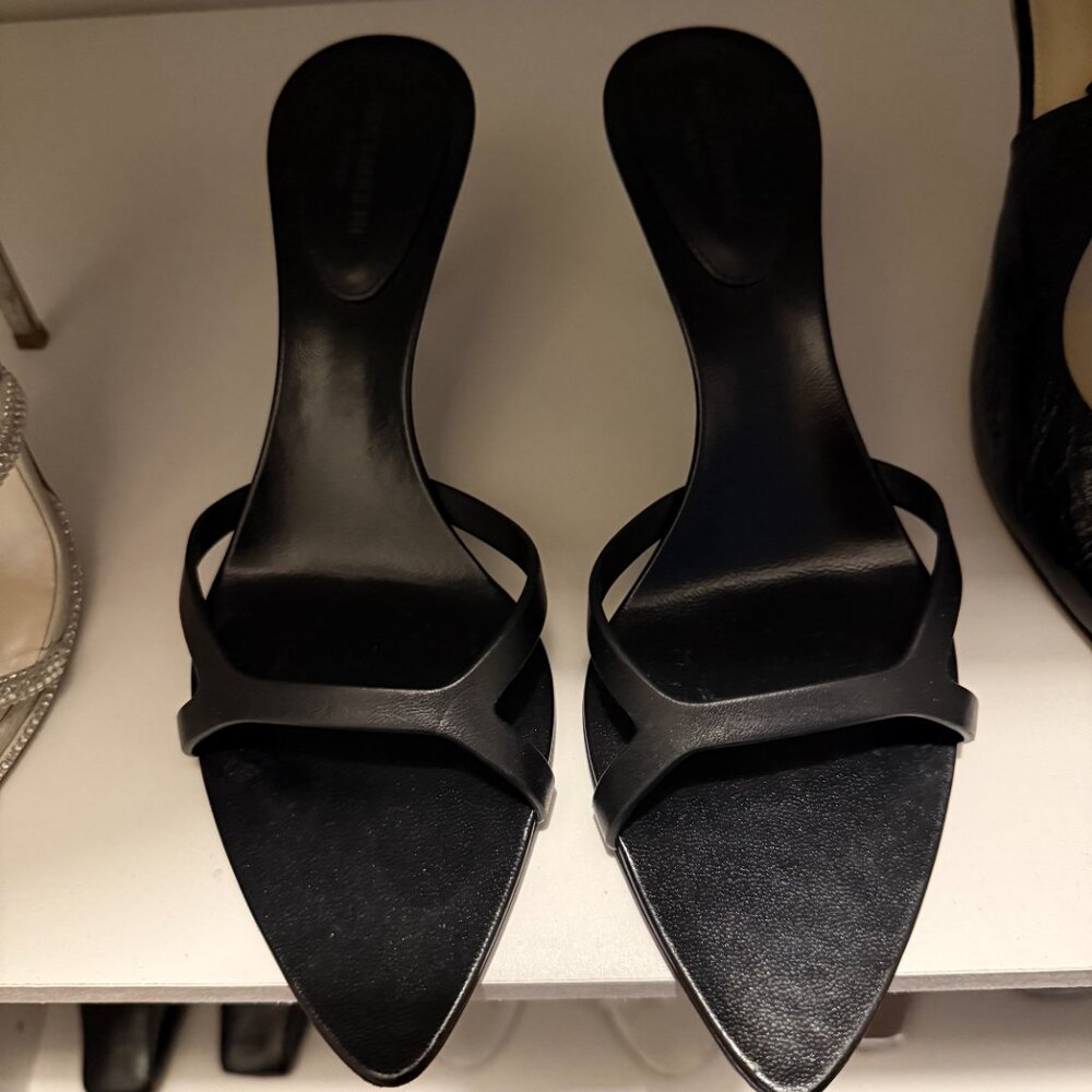 Saint Laurent Carla Kitten Heels Black - Picture 3 of 6